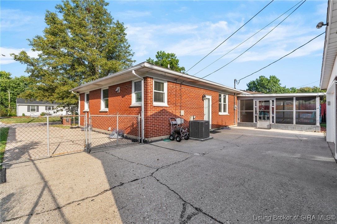2420 Jacobs Drive
