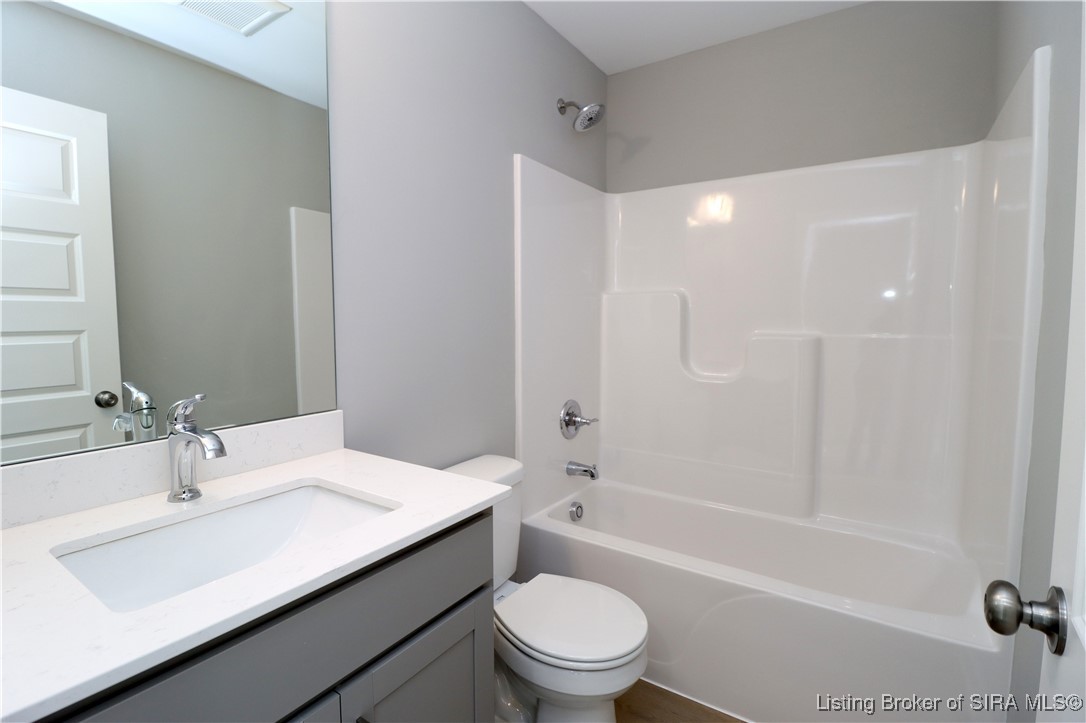 1183- LOT 659 Dustin's Way