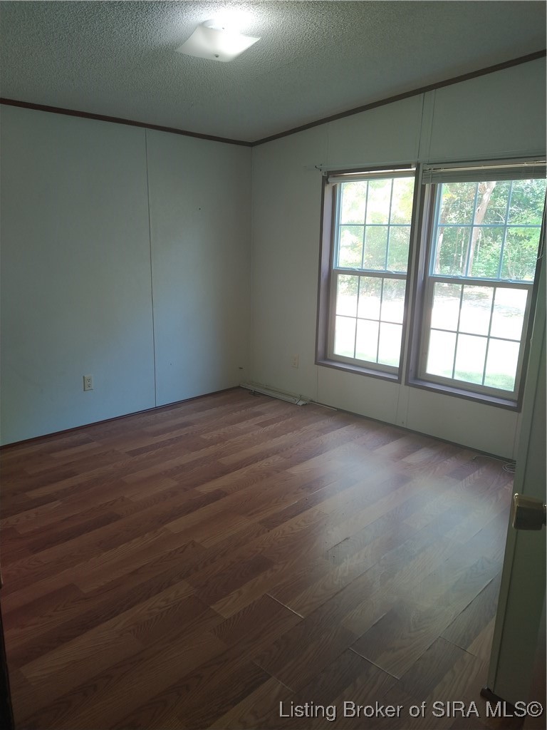 4235 Indiana 135 NE