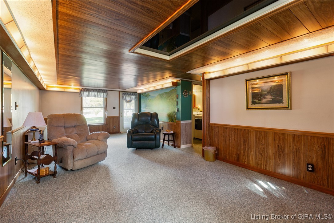 9018 Carter Road