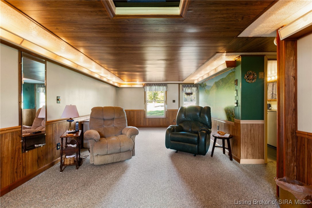 9018 Carter Road