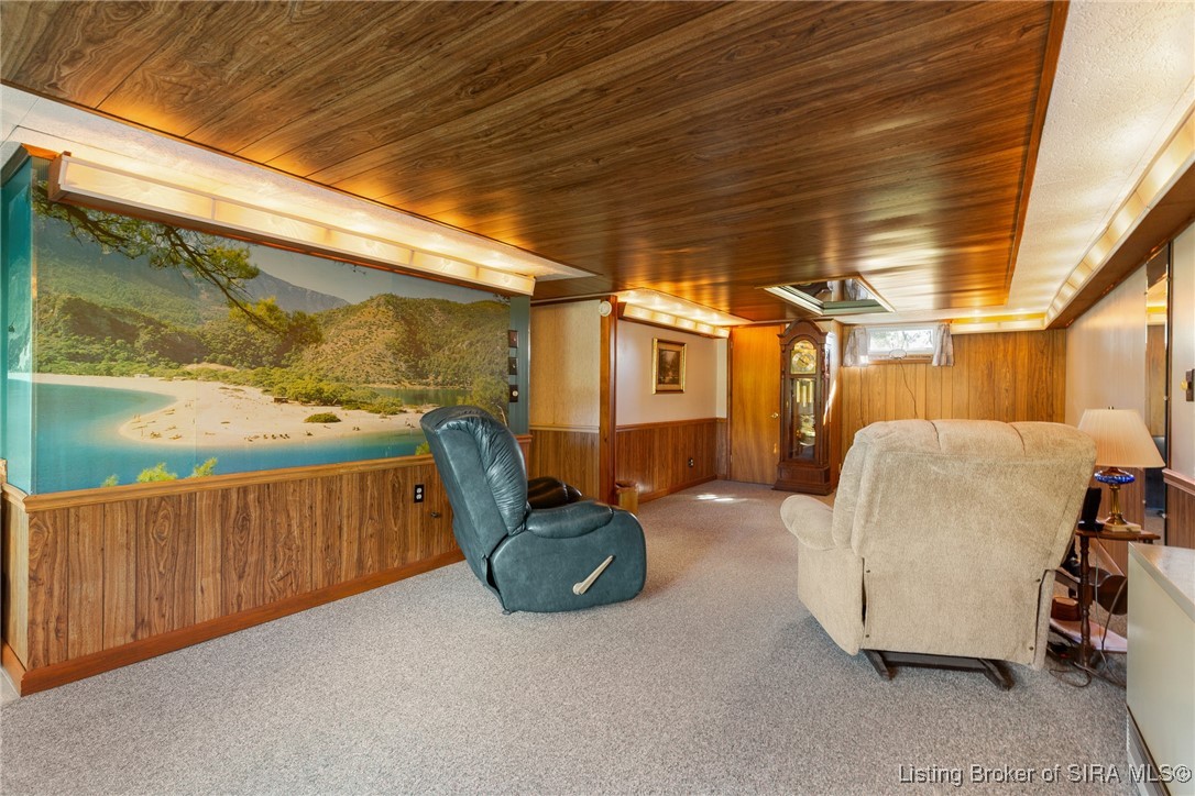 9018 Carter Road