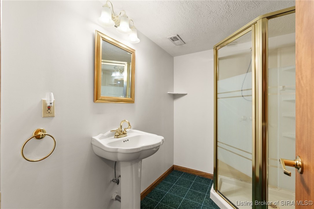 1113 Doebrook Drive