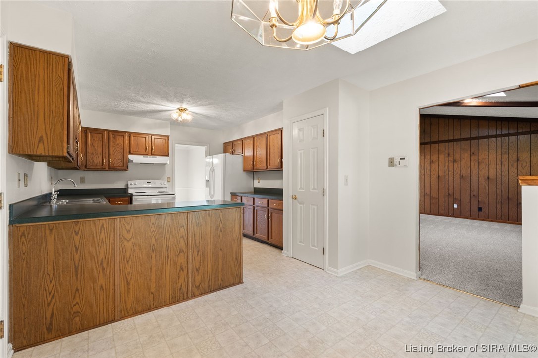 1113 Doebrook Drive