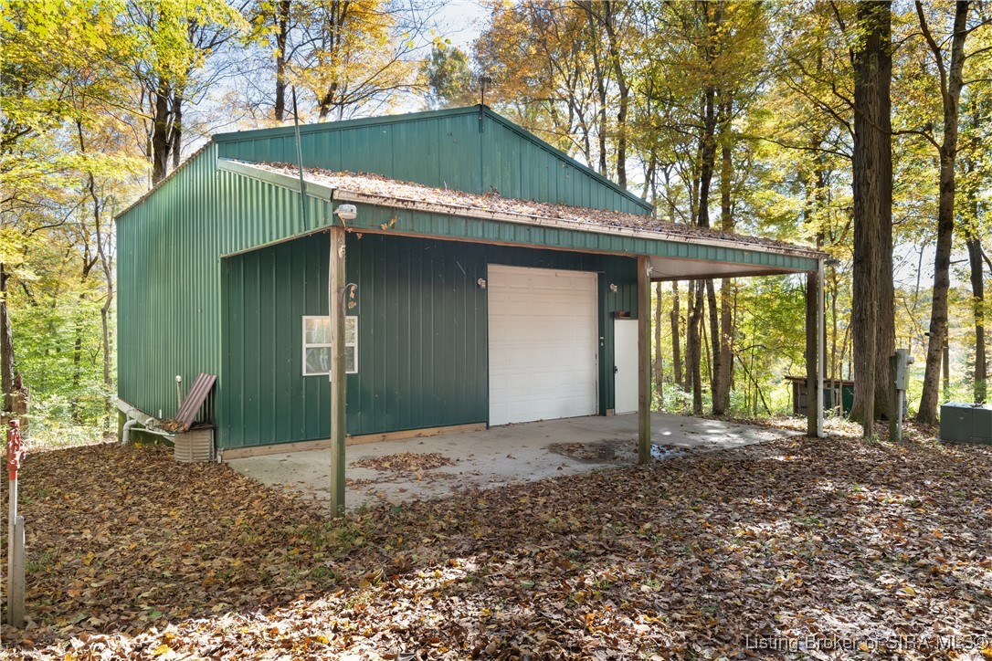2113 S Getty Road