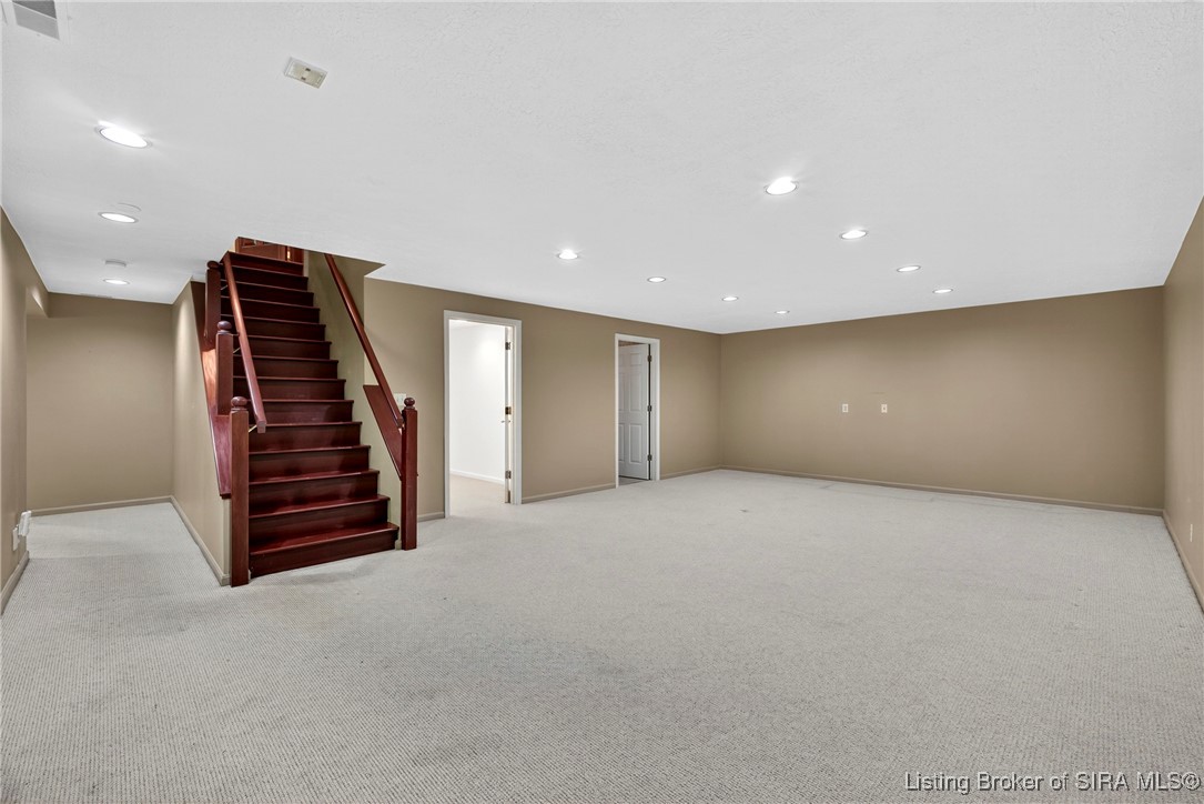 3 Captains Court