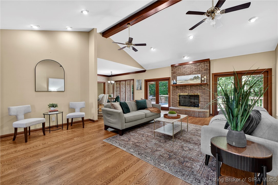 3 Captains Court