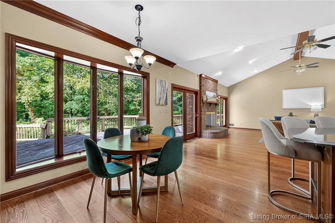 3 Captains Court