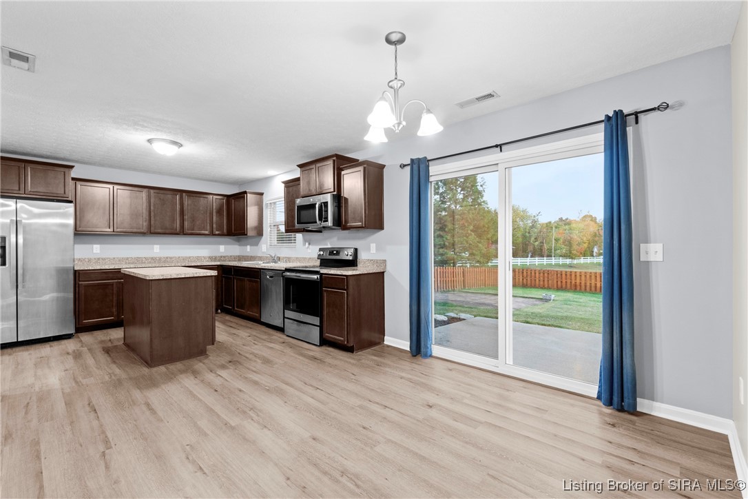 3200 Cotton Lane