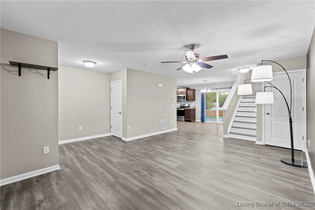 3200 Cotton Lane