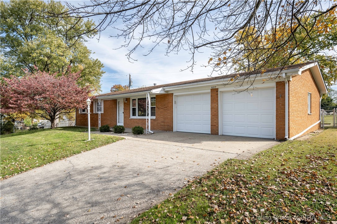 627 Roseview Terrace