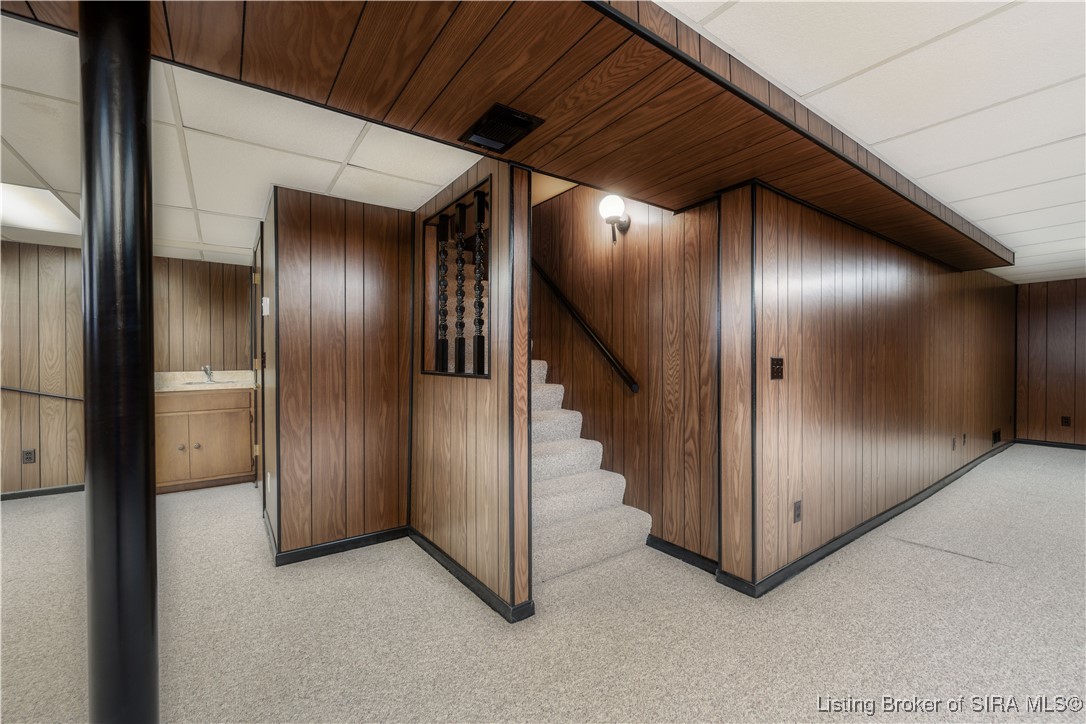 627 Roseview Terrace