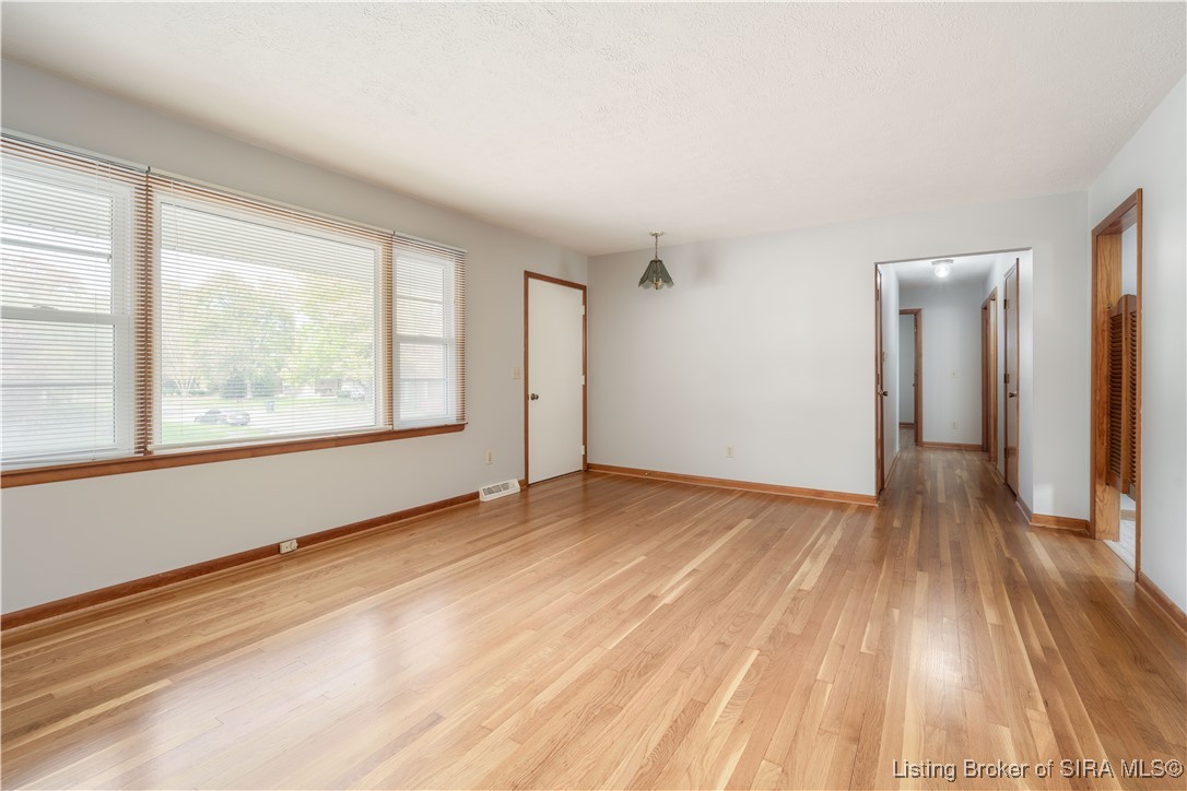 627 Roseview Terrace