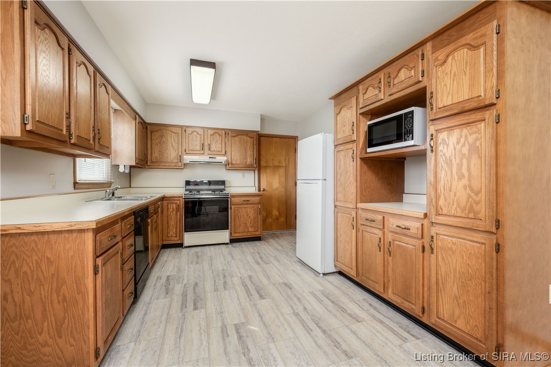 627 Roseview Terrace