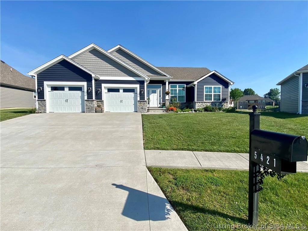 5421 Catalina Trail