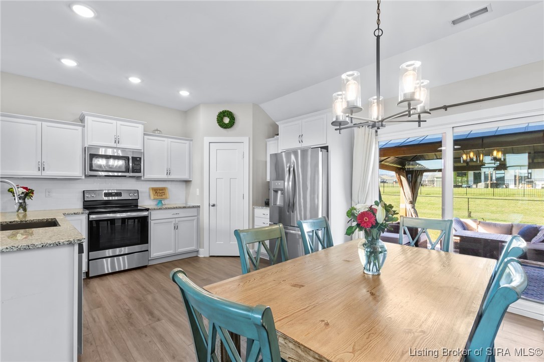 5421 Catalina Trail