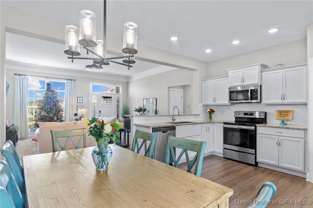 5421 Catalina Trail