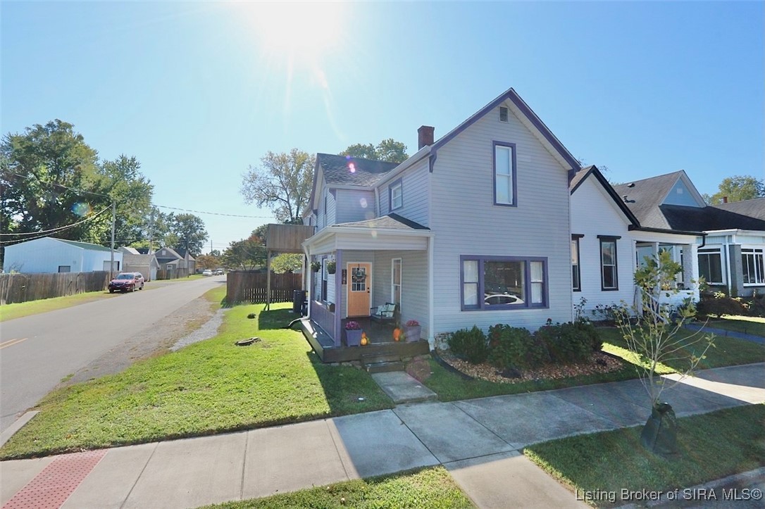 1748 E Oak Street