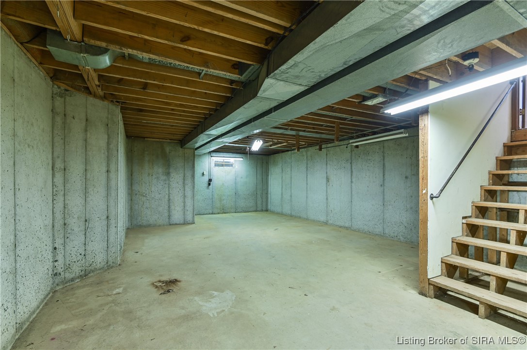3015 Creek Ridge Drive