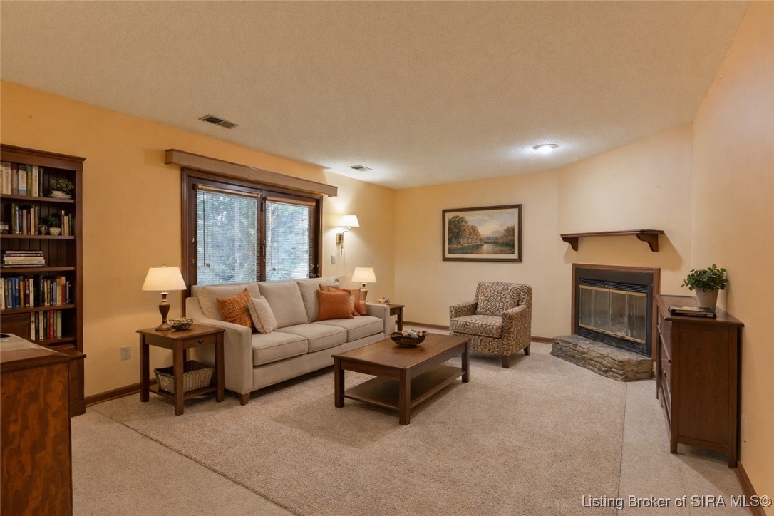 3015 Creek Ridge Drive