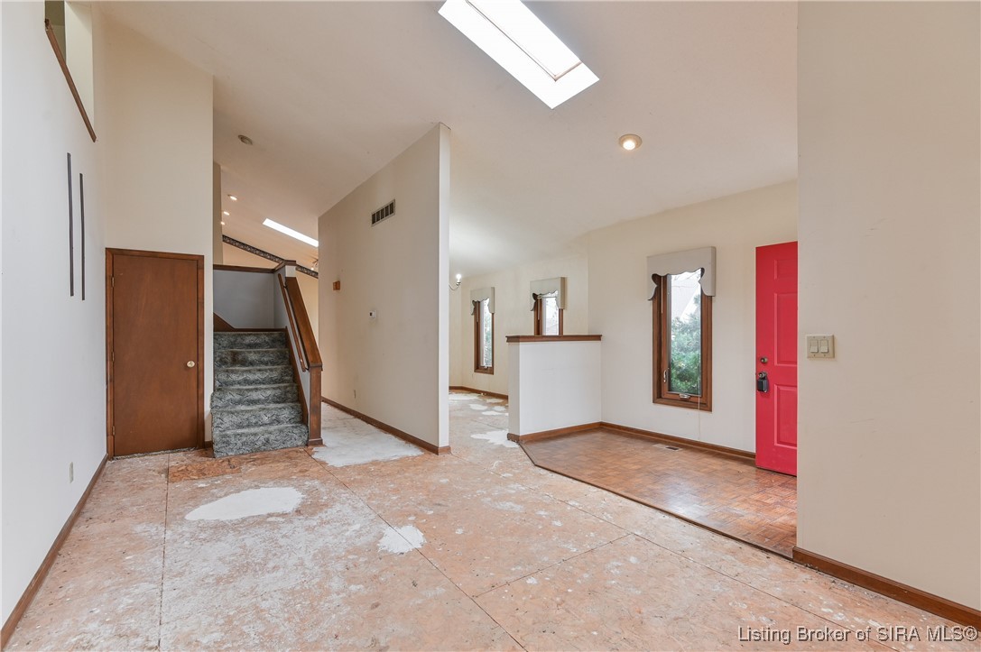 3015 Creek Ridge Drive