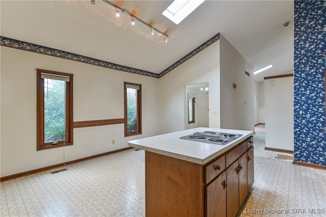 3015 Creek Ridge Drive