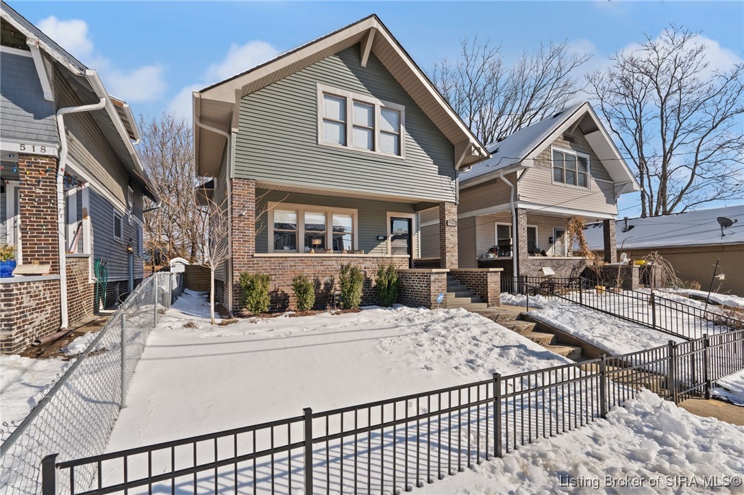 516 E 5th Street