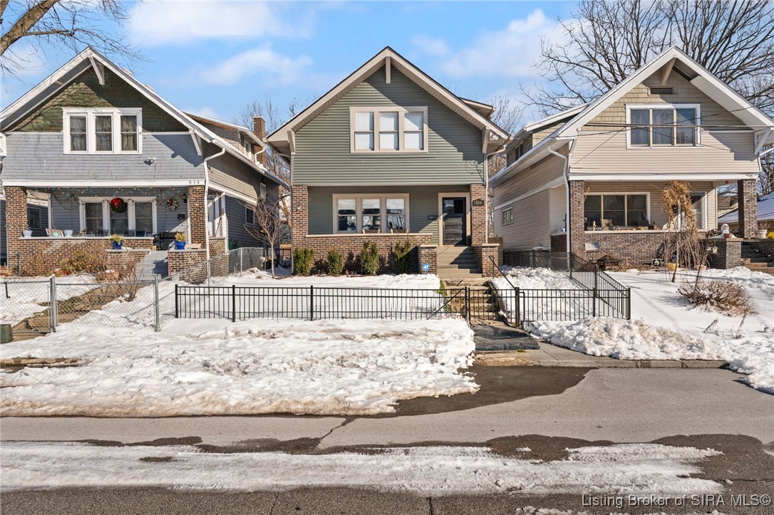 516 E 5th Street