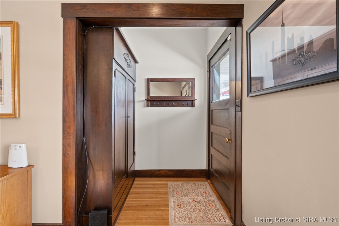 516 E 5th Street