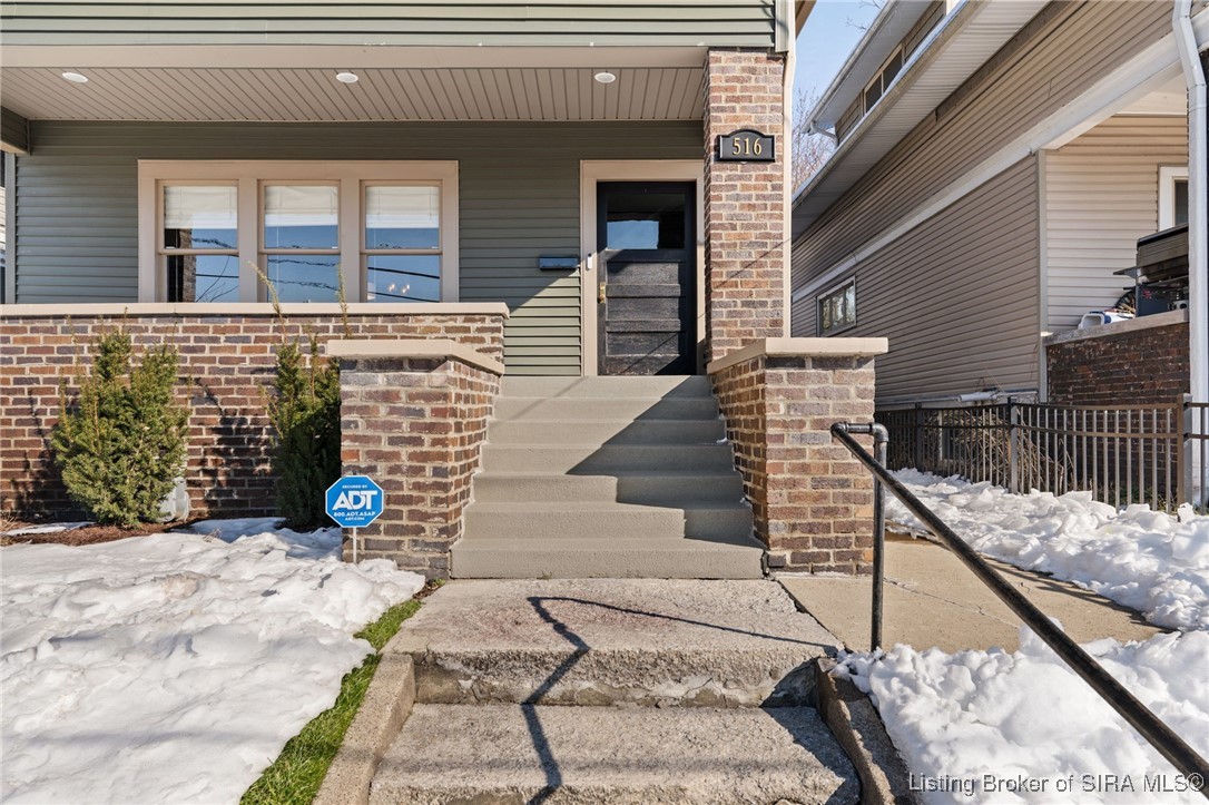516 E 5th Street