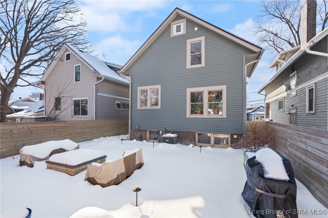 516 E 5th Street