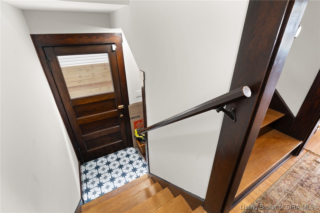 516 E 5th Street