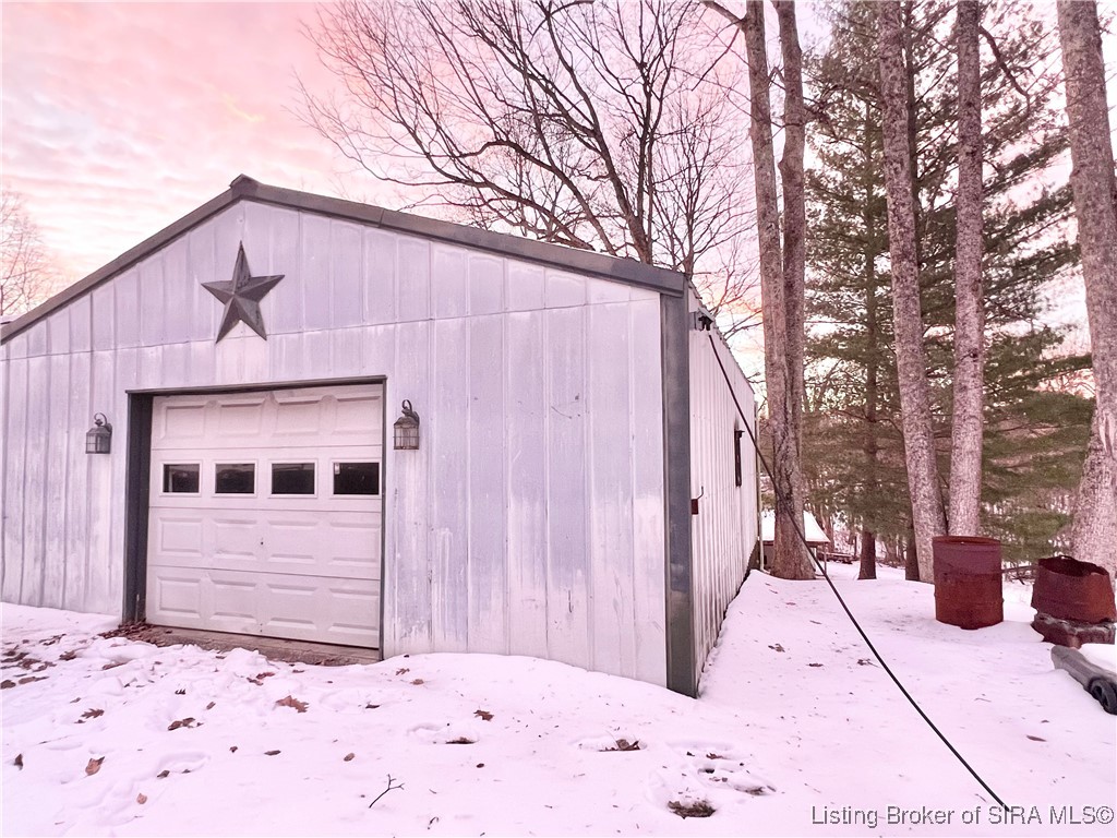 5623 S County Road 640 E