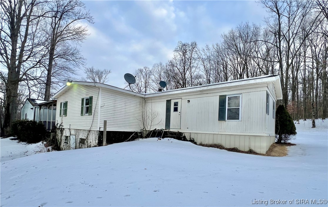 5623 S County Road 640 E