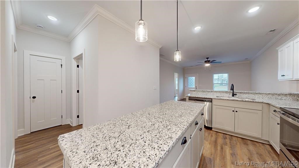 1209 Parkland Trail
