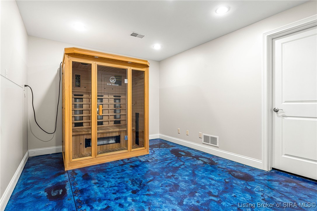 6805 Lake Of The Woods Drive