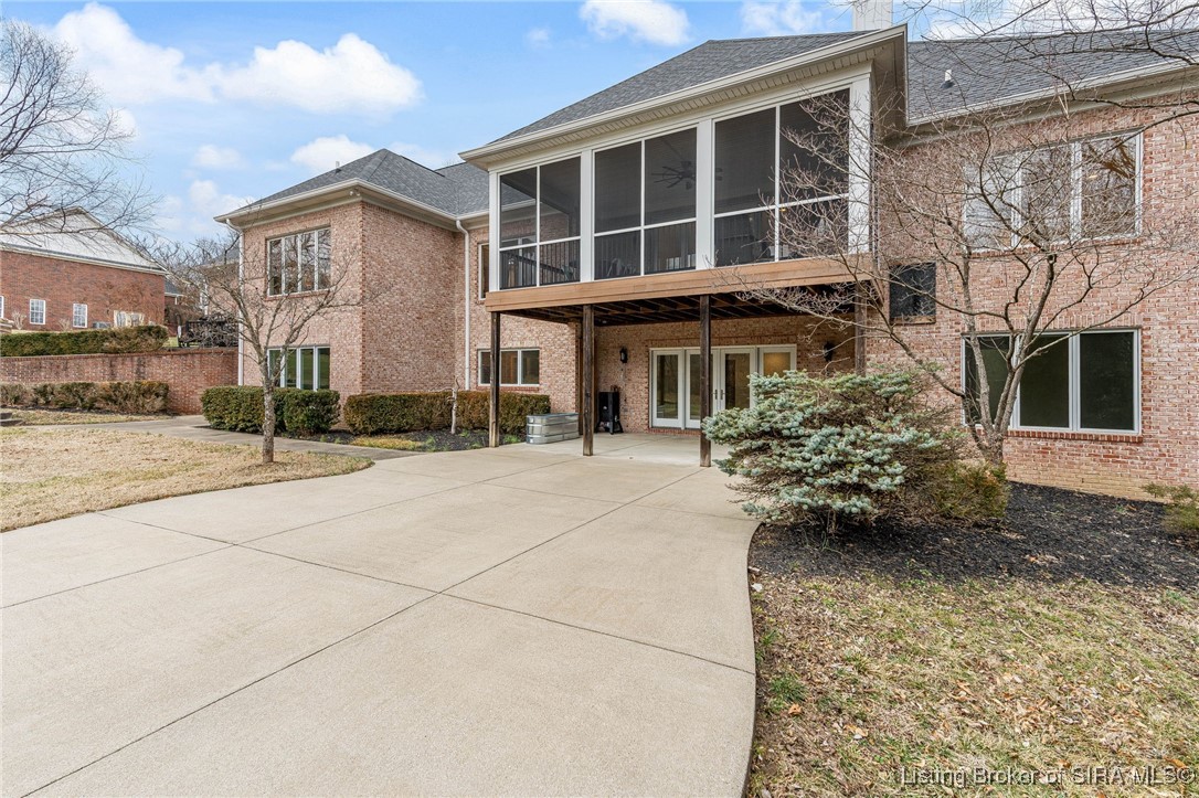 6805 Lake Of The Woods Drive