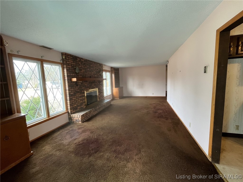 3401 Royal Oak Drive