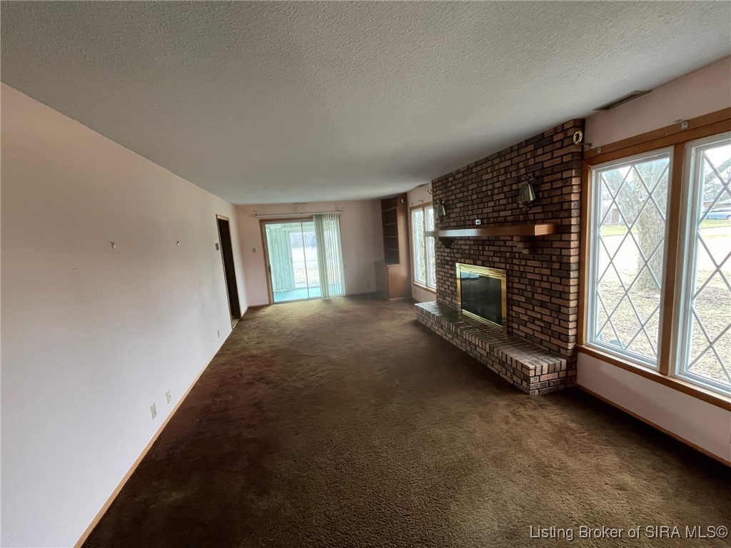 3401 Royal Oak Drive