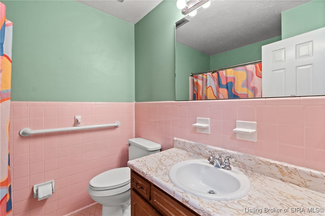 3409 Deerwood Drive