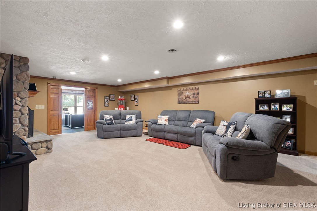 117 E Eastern Hills Boulevard