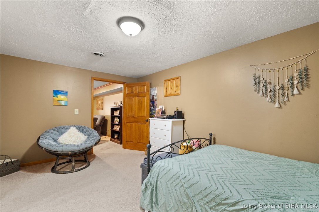 117 E Eastern Hills Boulevard