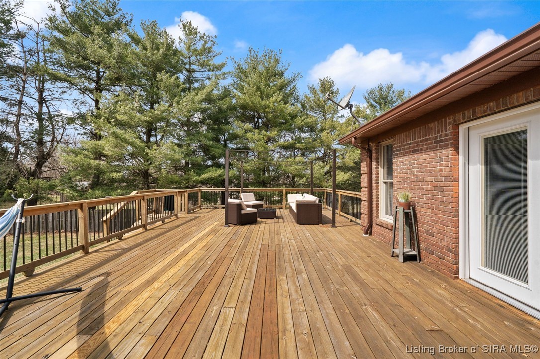 117 E Eastern Hills Boulevard