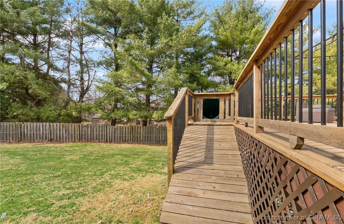 117 E Eastern Hills Boulevard