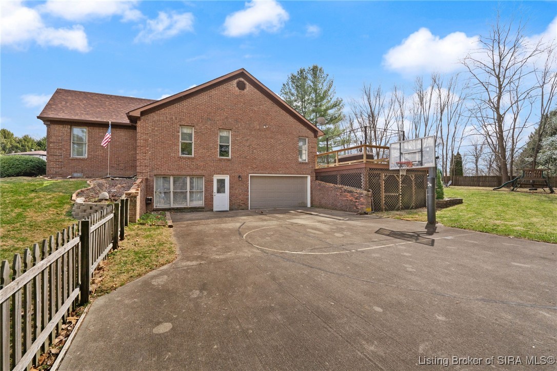 117 E Eastern Hills Boulevard