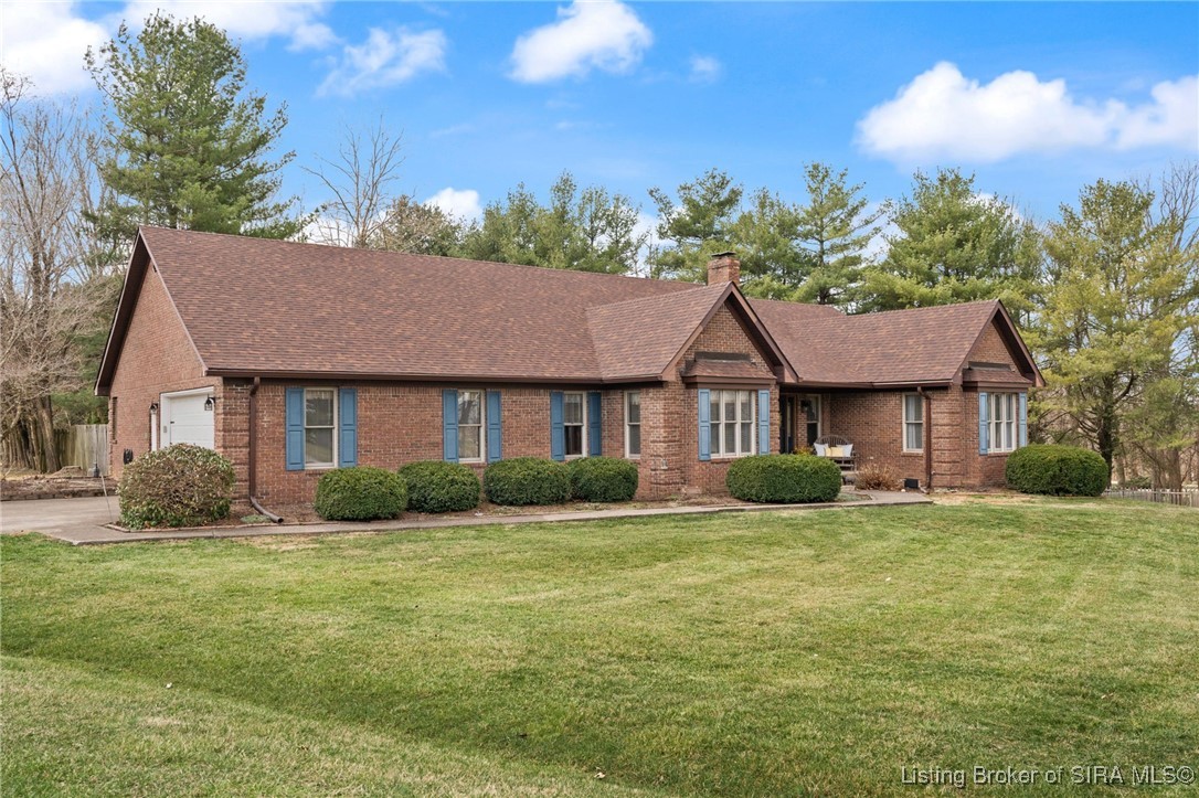 117 E Eastern Hills Boulevard