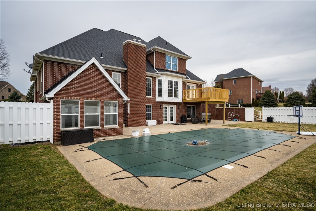 5815 Ridgefield Drive