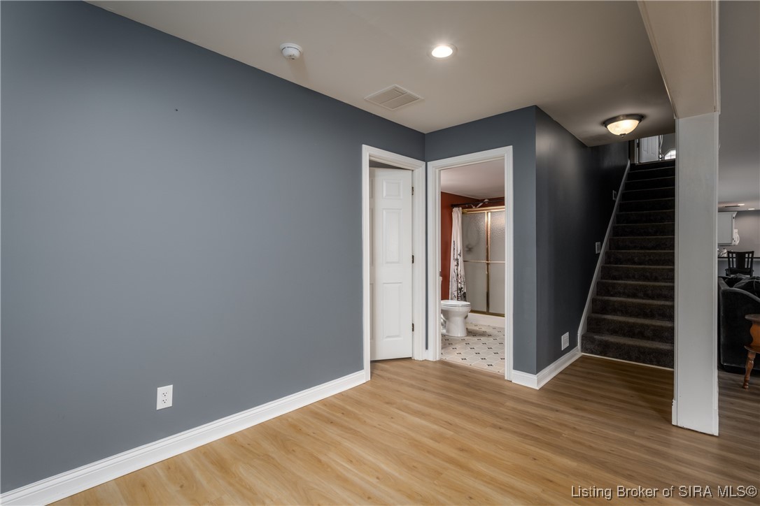 5815 Ridgefield Drive