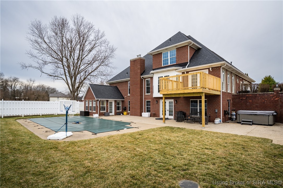 5815 Ridgefield Drive