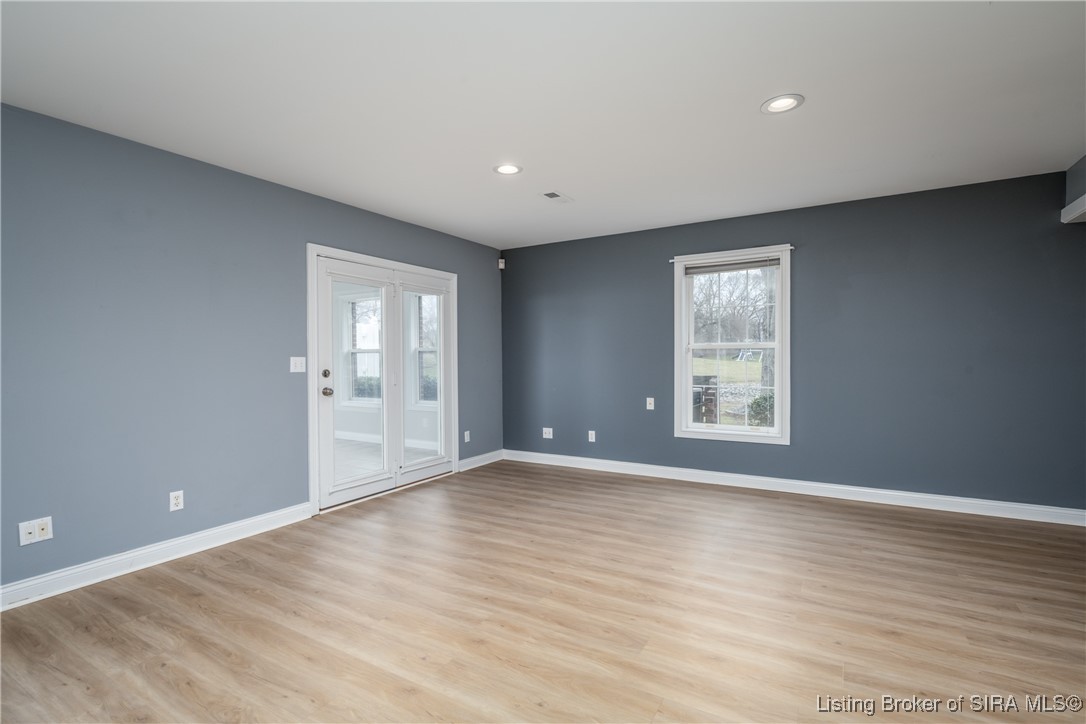 5815 Ridgefield Drive